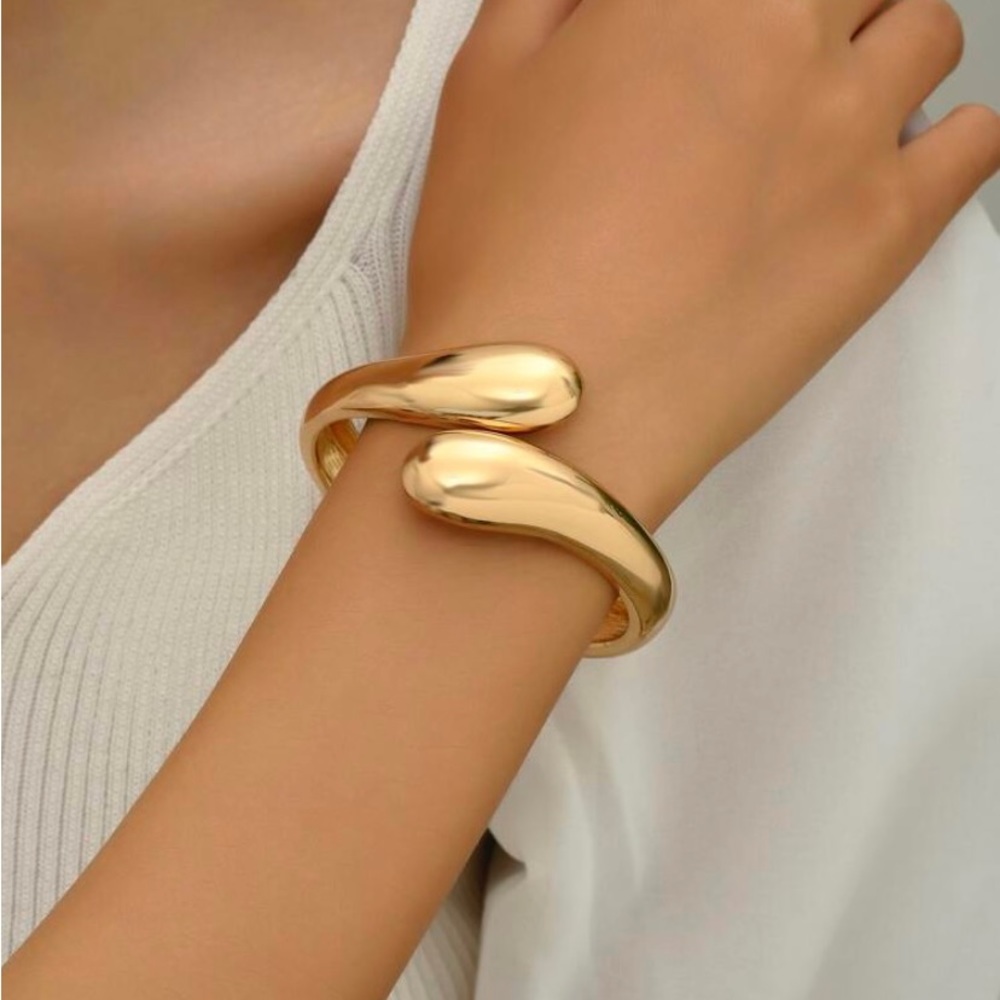 Gold Tone Water Drop Tear Drop Statement Bracelet